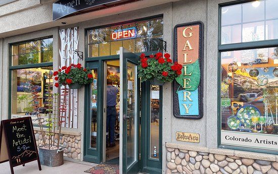 Galerie Aspen and Evergreen